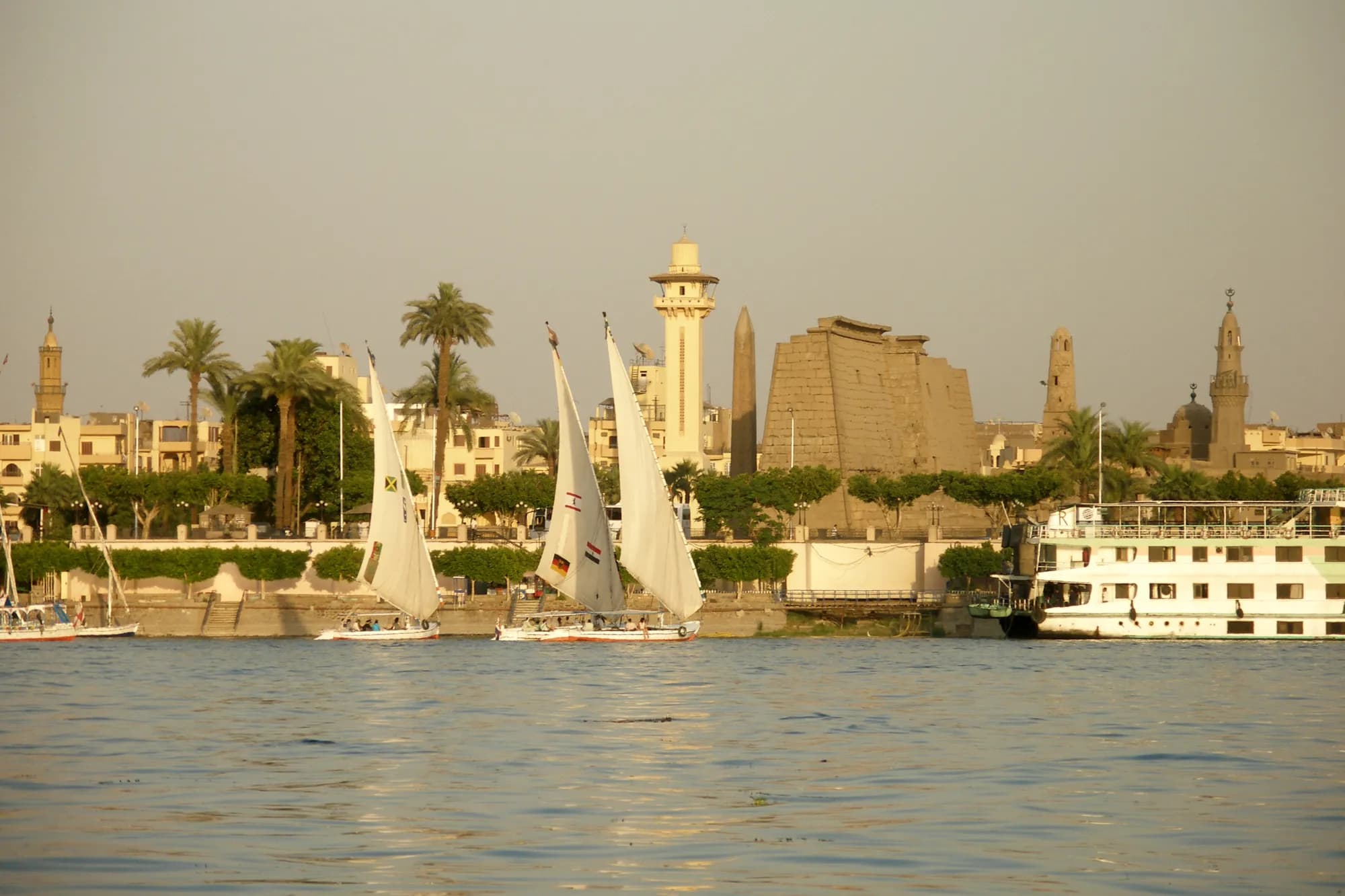 Boats and river life in Luxor